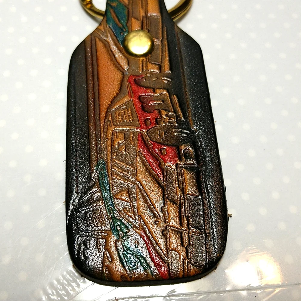🆕 Leather Race Car Key Ring
